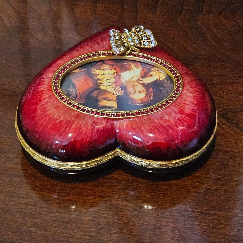 RARE JAY STRONGWATER HEART BUTTERFLY ENAMEL CRYSTAL JEWELRY VANITY TRINKET BOX